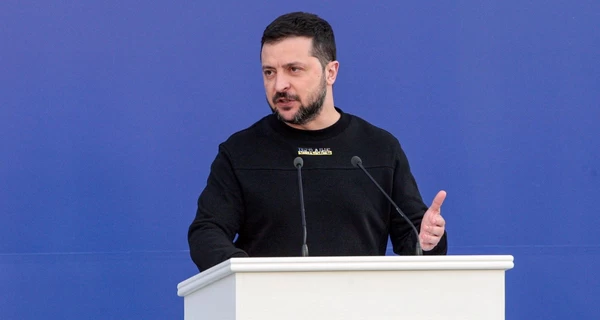 Зеленский анонсировал, что Украина разрешит выезд за границу мужчинам 18-22 лет