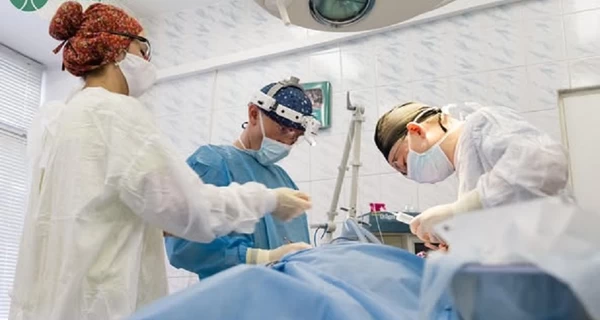 Во Львове врачи удалили опухоль 102-летнему пациенту