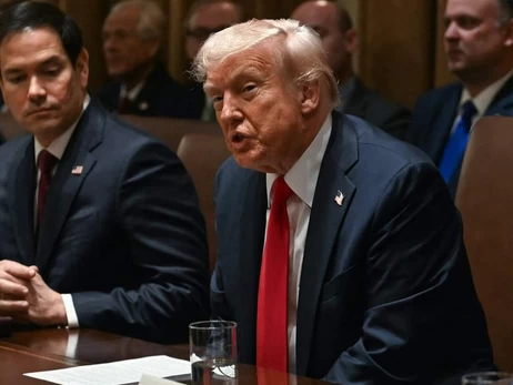 Трамп упевнений, що Путін під час зустрічі на Алясці захоче укласти угоду