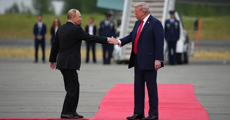 Путін і Трамп зустрілися в Анкориджі та поїхали на переговори в одній машині