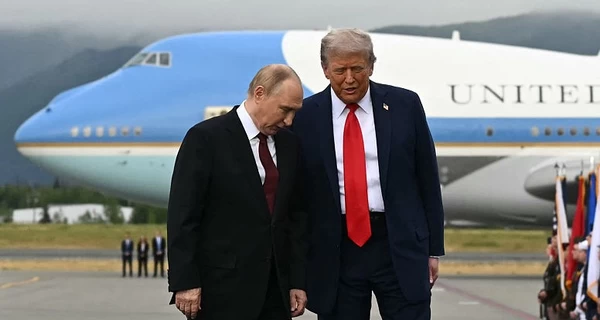 Встреча Трампа и Путина на Аляске: когда позы и жесты значат больше, чем публичные заявления