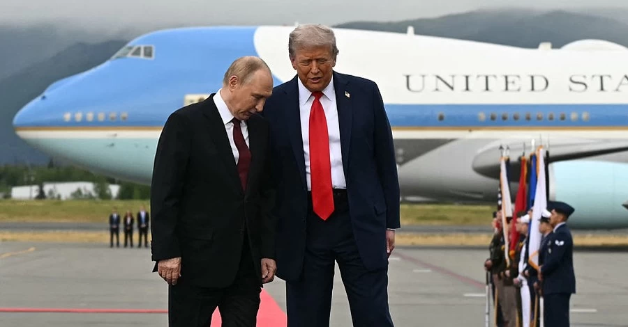 Зустріч Трампа та Путіна на Алясці: коли пози та жести означають більше, ніж публічні заяви