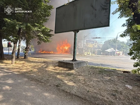 Росіяни двічі вдарили по Запоріжжю, три людини загинули, ще 18 - постраждали