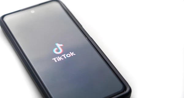 TikTok заблокировал аккаунт нардепа Дмитрука, сбежавшего за границу
