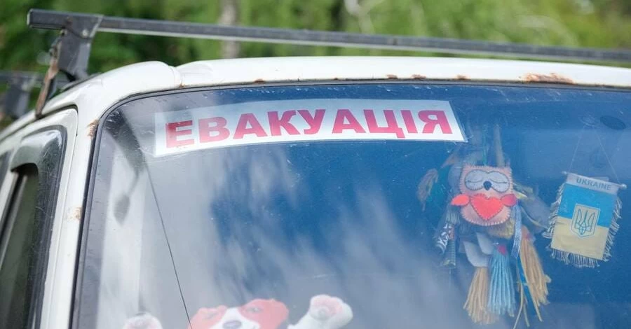 Более 200 тысяч украинцев нуждаются в эвакуации из двух областей, - Минразвития