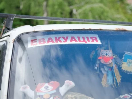 Понад 200 тисяч українців потребують евакуації з двох областей, - Мінрозвитку