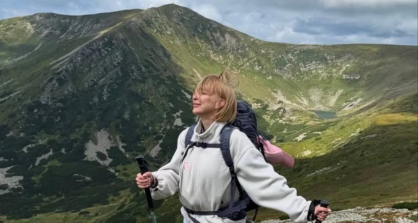 Блогер Олена Мандзюк травмувалася під час походу в гори: Впала обличчям вниз