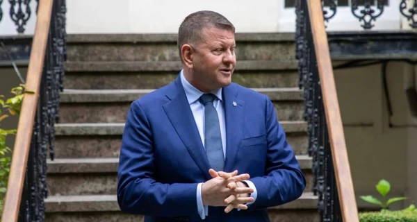 США хотіли замінити Зеленського на Залужного, але він не відповідав на дзвінки, - Guardian