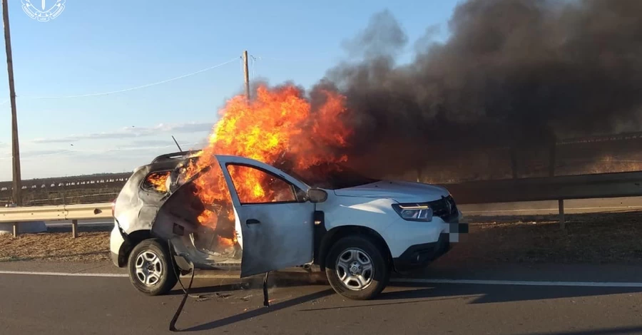На Херсонщині росіяни атакували авто прокуратури, є постраждалі 