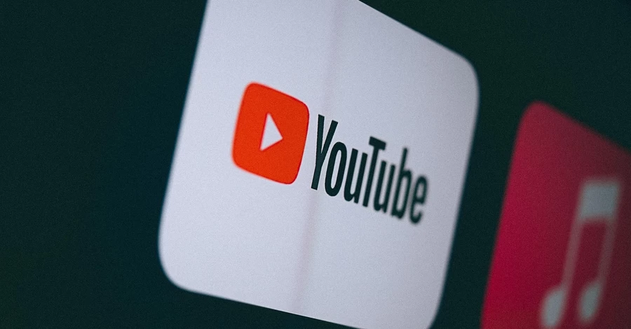 YouTube усиливает контроль за семейной подпиской Premium: будет проверять, живут ли родственники вместе