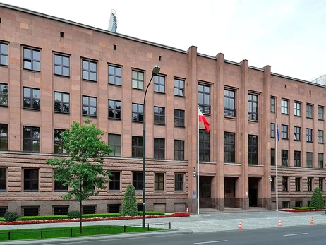 Польща закликала своїх громадян негайно залишити Білорусь