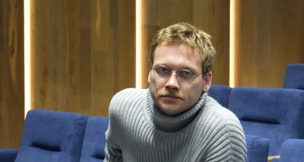 Поліція визнала екскохану Темляка потерпілою у справі щодо звинувачення актора у домашньому насильстві