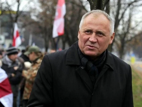 Лукашенко відпустив 52 політв'язнів, серед них екскандидат у президенти Статкевич та блогер Лосік