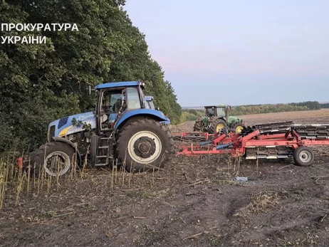 На Сумщині через ракетний удар Росії поранено 12 людей, які збирали урожай