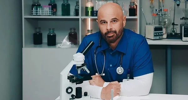 Лікарі в кіно: Тишкевич грати акушера-гінеколога вчила мама, а Кукуюк дивився старі медичні відео