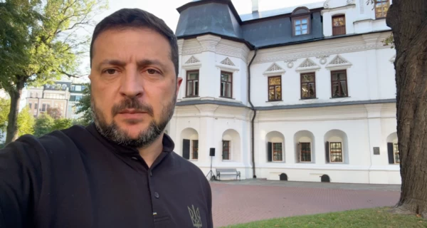 Зеленский подписал новые санкционные пакеты против РФ и тех, кто дестабилизирует Молдову