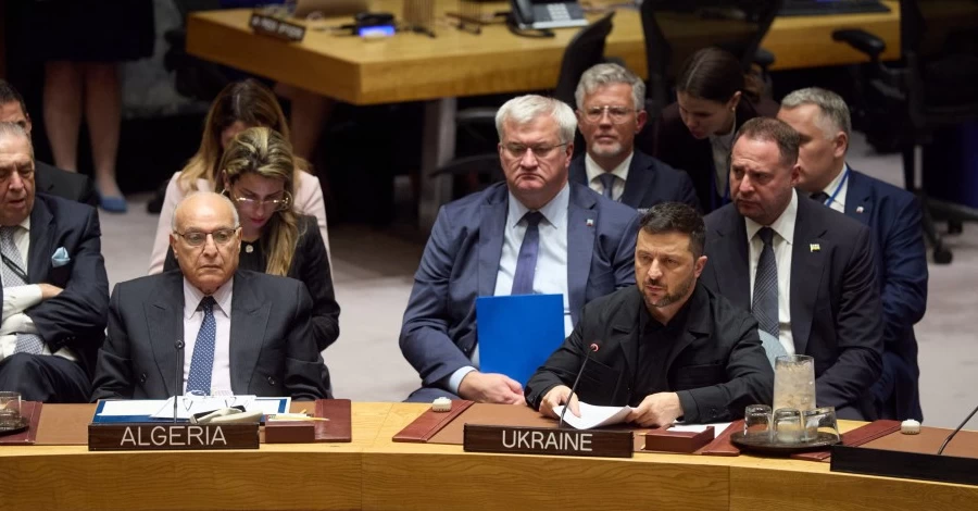 Україна не має великих ракет, але дрони можуть літати на 3 тисячі кілометрів і стають все більш смертоносними, - Зеленський