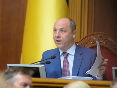 Слідчі обмежили публічний доступ до справи про вбивство Андрія Парубія