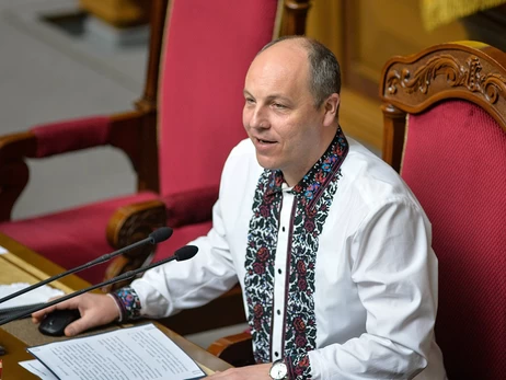 Зеленский присвоил звание Героя Украины Андрею Парубию, которого застрелили во Львове
