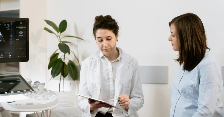 Жіноче здоров'я під час війни: правда про стреси, міфи та профілактику