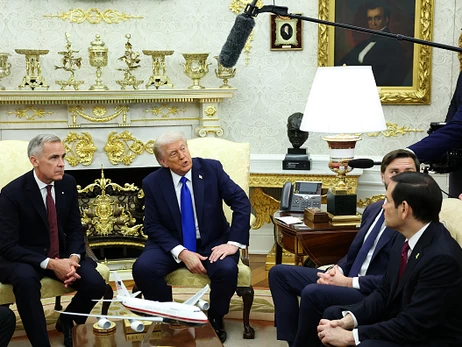 Трамп во время встречи с премьером Канады снова пошутил об объединении двух стран