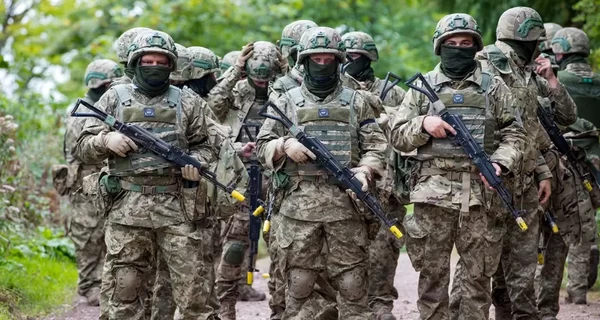 Верховна Рада дозволила бронювати чоловіків, які у розшуку та без військового квитка