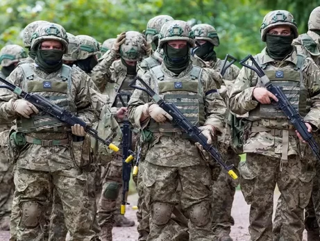 Верховна Рада разрешила бронировать мужчин, которые в розыске и без военного билета