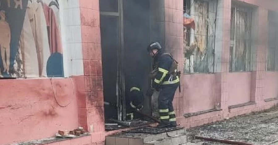 На Черниговщине россияне ударили дроном по магазину