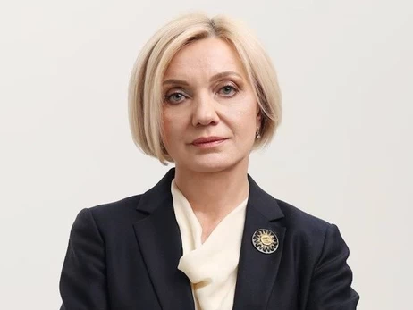 Омбудсмен просить Раду вилучити російську зі списку мов, які потребують захисту