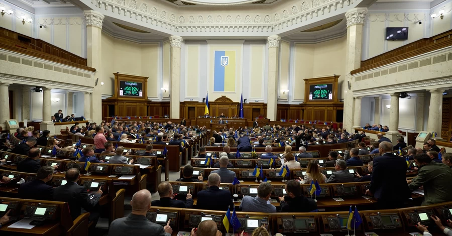 Рада готовится продлить военное положение и мобилизацию до февраля 2026 года