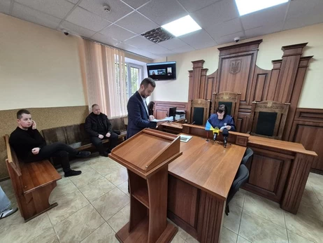 У Тернополі суд заарештував шістьох військових, затриманих за розбій і тортури людей