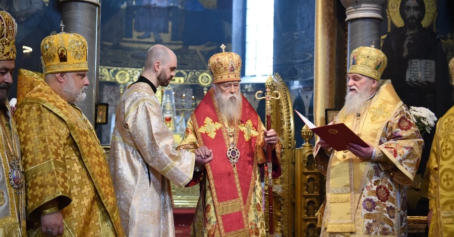 Патріарх Філарет у своєму духовному заповіті заборонив відспівувати його архієреям ПЦУ