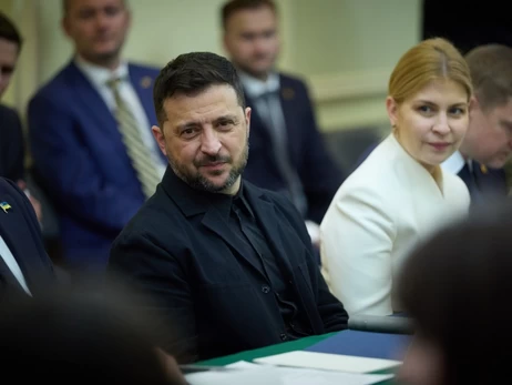 Зеленський розповів, чи тисне Трамп на Україну щодо Донбасу