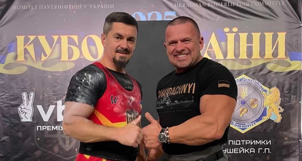 Львовский монах стал рекордсменом по пауэрлифтингу