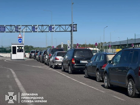 Пограничники предупредили об очередях на границе с Польшей из-за новой системы контроля