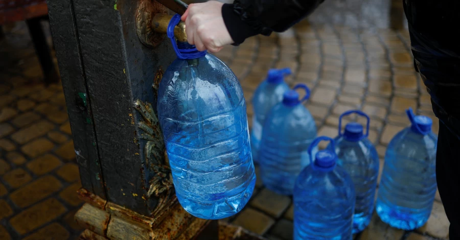 На Чернігівщині російський дрон влучив в енергооб’єкт, частина регіону - без світла і води