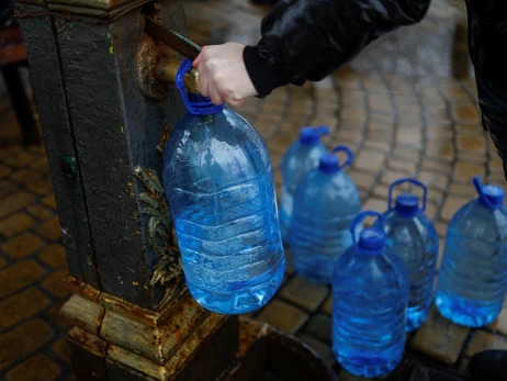 На Чернігівщині російський дрон влучив в енергооб’єкт, частина регіону - без світла та води