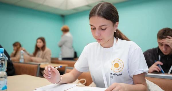 Минобразования разрешило украинским школьникам за границей участвовать в олимпиадах