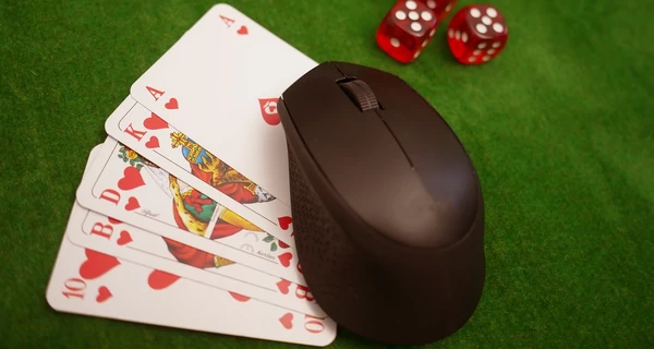  В Украине впервые установят лимиты для играющих в азартные игры