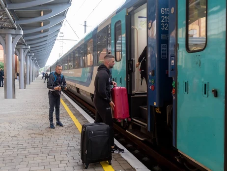 Росіяни намагалися вдарити дроном по пасажирському потягу під Краматорськом 