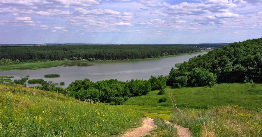 Росіяни заявили про ракетний удар по греблі Білгородського водосховища