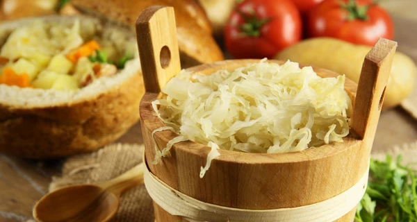 Квасим капусту, яблоки, грибы: мастер делится секретами, наработанными десятилетиями