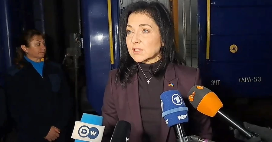 Министр экономики Германии провела час в укрытии из-за ночного обстрела Киева