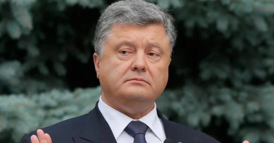 Порошенко спробував піаритись в день мови. ЗМІ пригадали його виступи, де той “защищал права русскоговорящего народа»