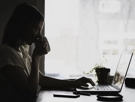 Щотижня мільйон користувачів використовує ChatGPT як заміну психолога чи психіатра