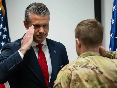 США вдарили по чотирьох кораблях із наркотиками в Тихому океані, багато загиблих 