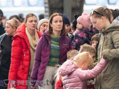 Безпека є – спокою немає: як адаптація біженців за кордоном стає випробуванням для психіки