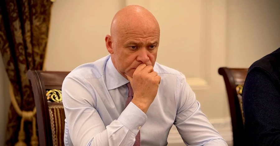 Суд відправив під домашній арешт ексмера Одеси Труханова у справі про повінь