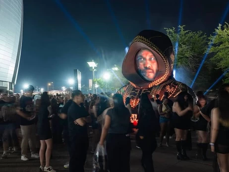 Українець Максим Сухомлинов став автором світлового шоу для інсталяції The Weeknd у США