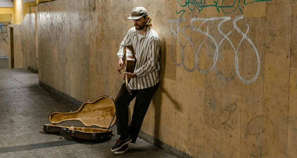 Наказание за песни на русском языке: приравниваются к распитию алкоголя или мелкому хулиганству